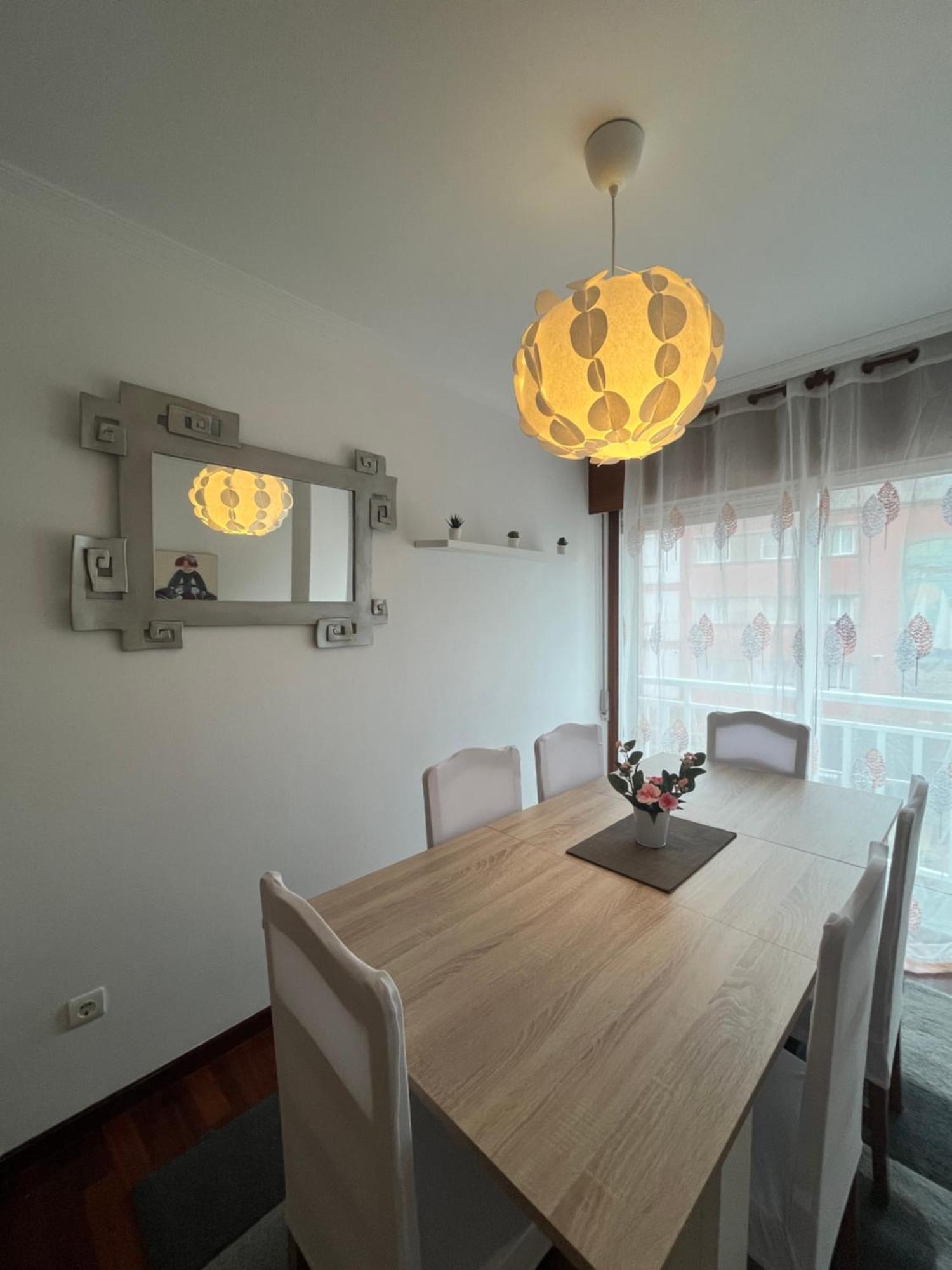 Apartamento Xacobe Grove, 120 Metros Totalmente Equipado, Luminoso, Centrico Y Con Plaza De Garaje 格罗韦 外观 照片