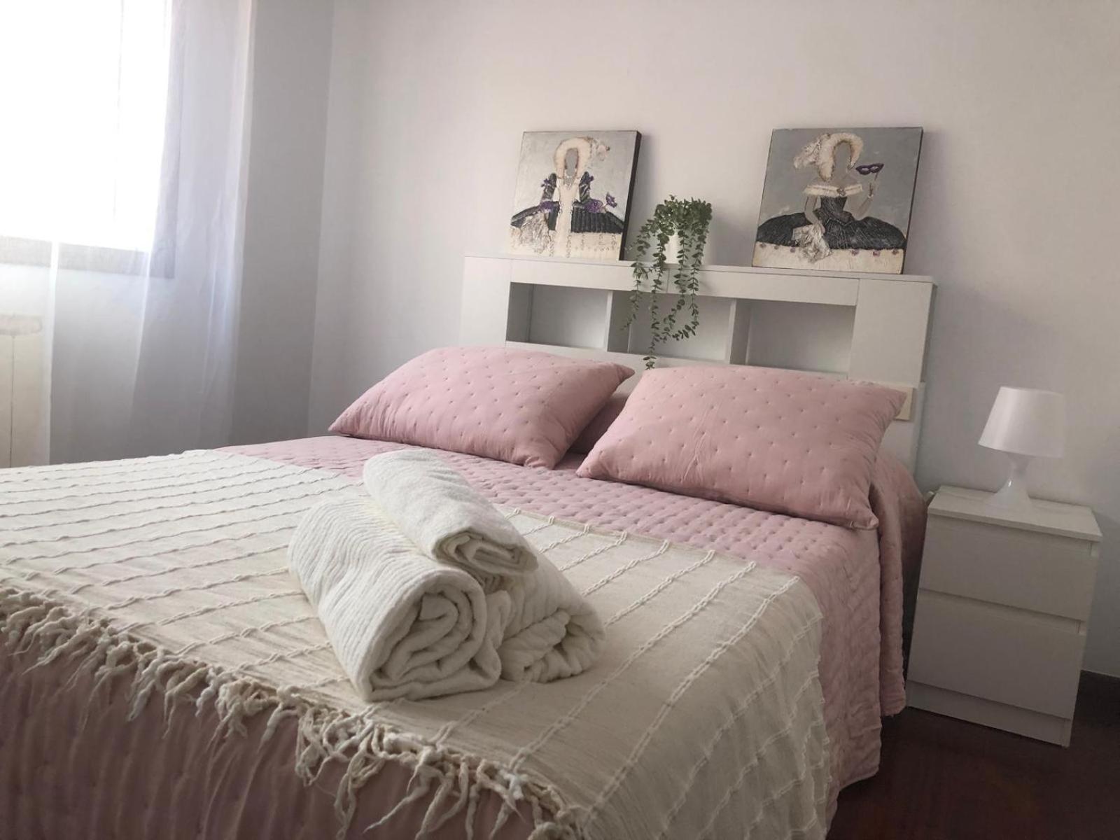 Apartamento Xacobe Grove, 120 Metros Totalmente Equipado, Luminoso, Centrico Y Con Plaza De Garaje 格罗韦 外观 照片