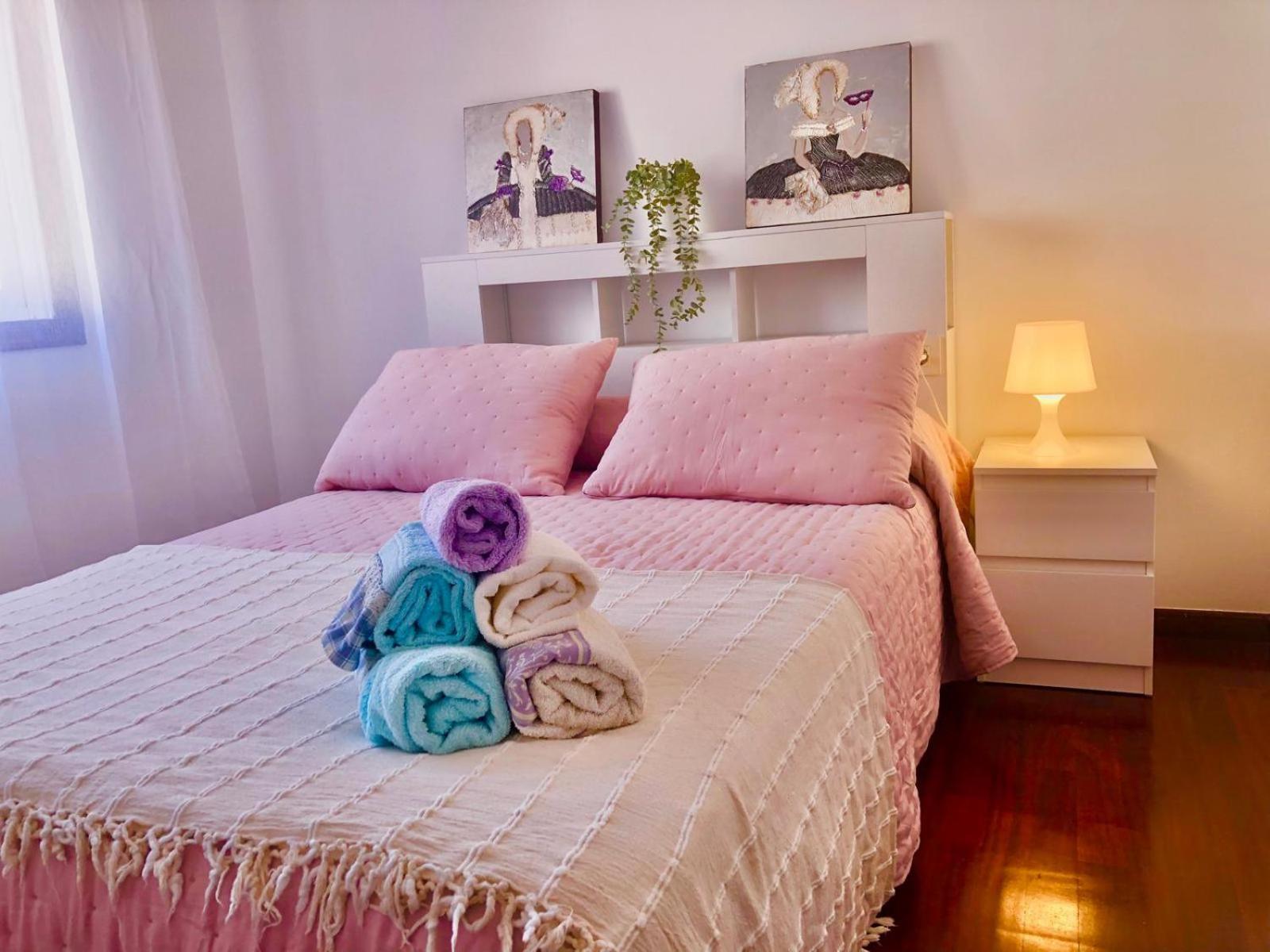 Apartamento Xacobe Grove, 120 Metros Totalmente Equipado, Luminoso, Centrico Y Con Plaza De Garaje 格罗韦 外观 照片